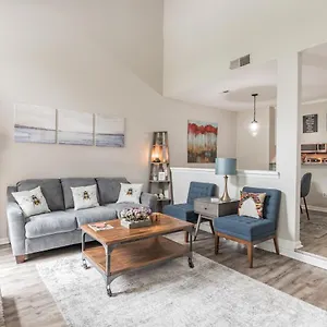  Apartment Modern Cozy Townhome United States